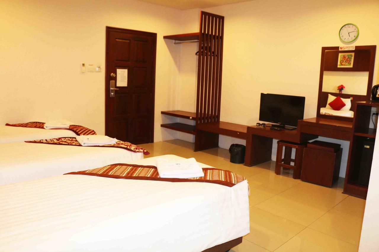 Hotel 7 Sky Residency Patong Exterior foto