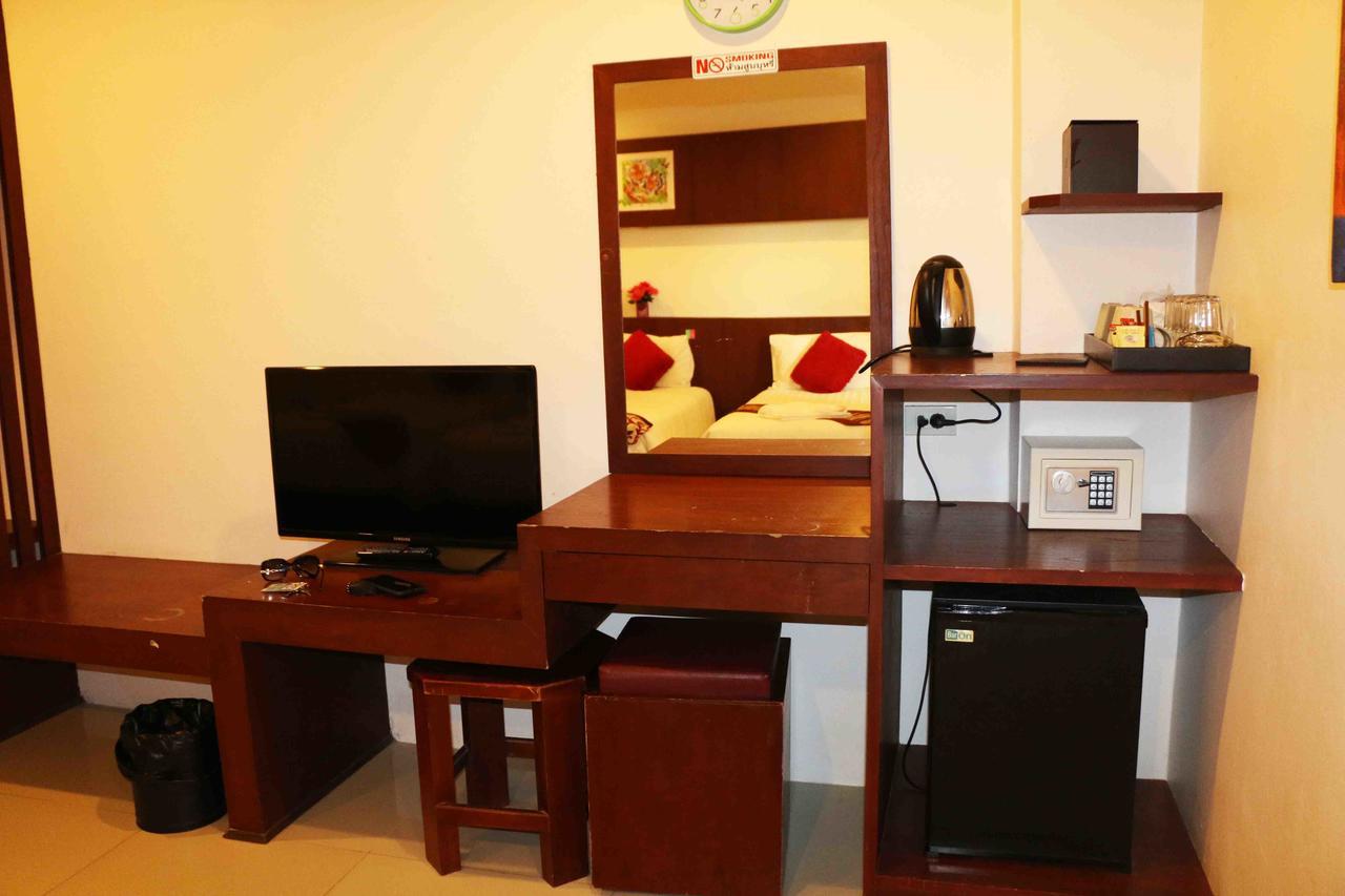 Hotel 7 Sky Residency Patong Exterior foto