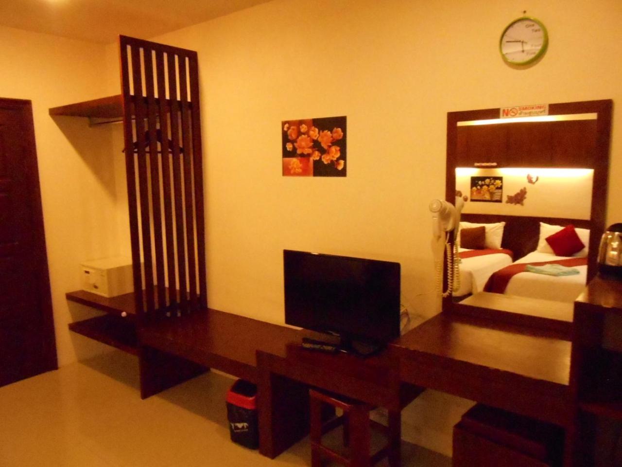Hotel 7 Sky Residency Patong Exterior foto